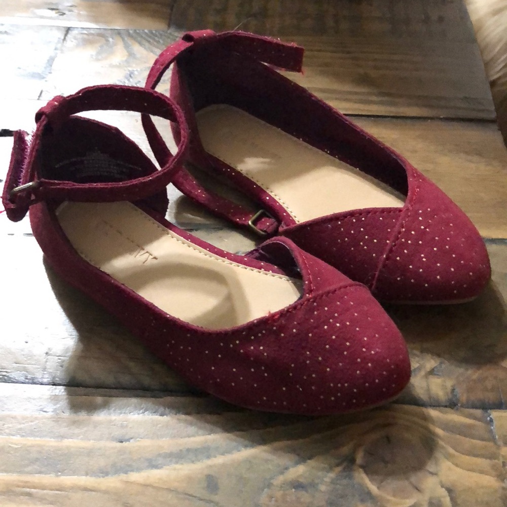 Old navy dress shoes maroon